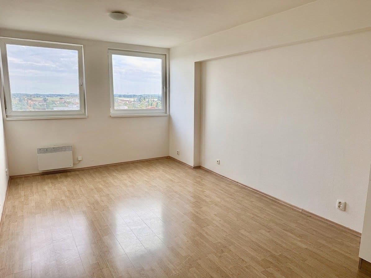 Predaj bytu 2-izbový 44 m², Sokolovská, Čelákovice, Středočeský kraj Predaj bytu 2-izbový 44 m², Sokolovská, Čelákovice, Středočeský kraj