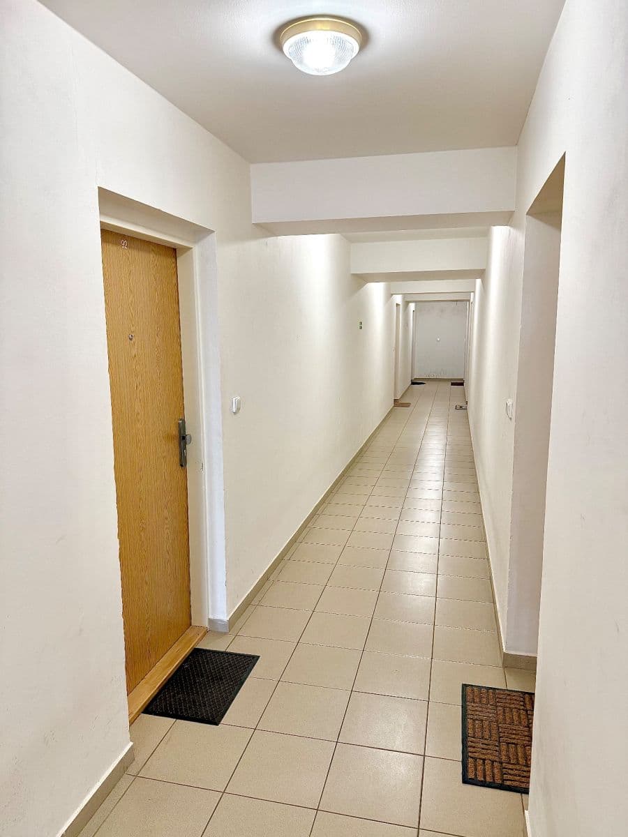 Predaj bytu 2-izbový 44 m², Sokolovská, Čelákovice, Středočeský kraj Predaj bytu 2-izbový 44 m², Sokolovská, Čelákovice, Středočeský kraj