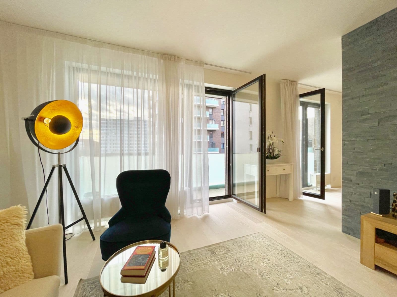 Prenájom bytu 2-izbový 53 m², Nekvasilova, Praha, Praha Prenájom bytu 2-izbový 53 m², Nekvasilova, Praha, Praha