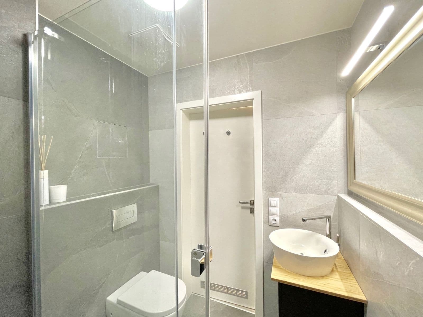 Prenájom bytu 2-izbový 53 m², Nekvasilova, Praha, Praha Prenájom bytu 2-izbový 53 m², Nekvasilova, Praha, Praha