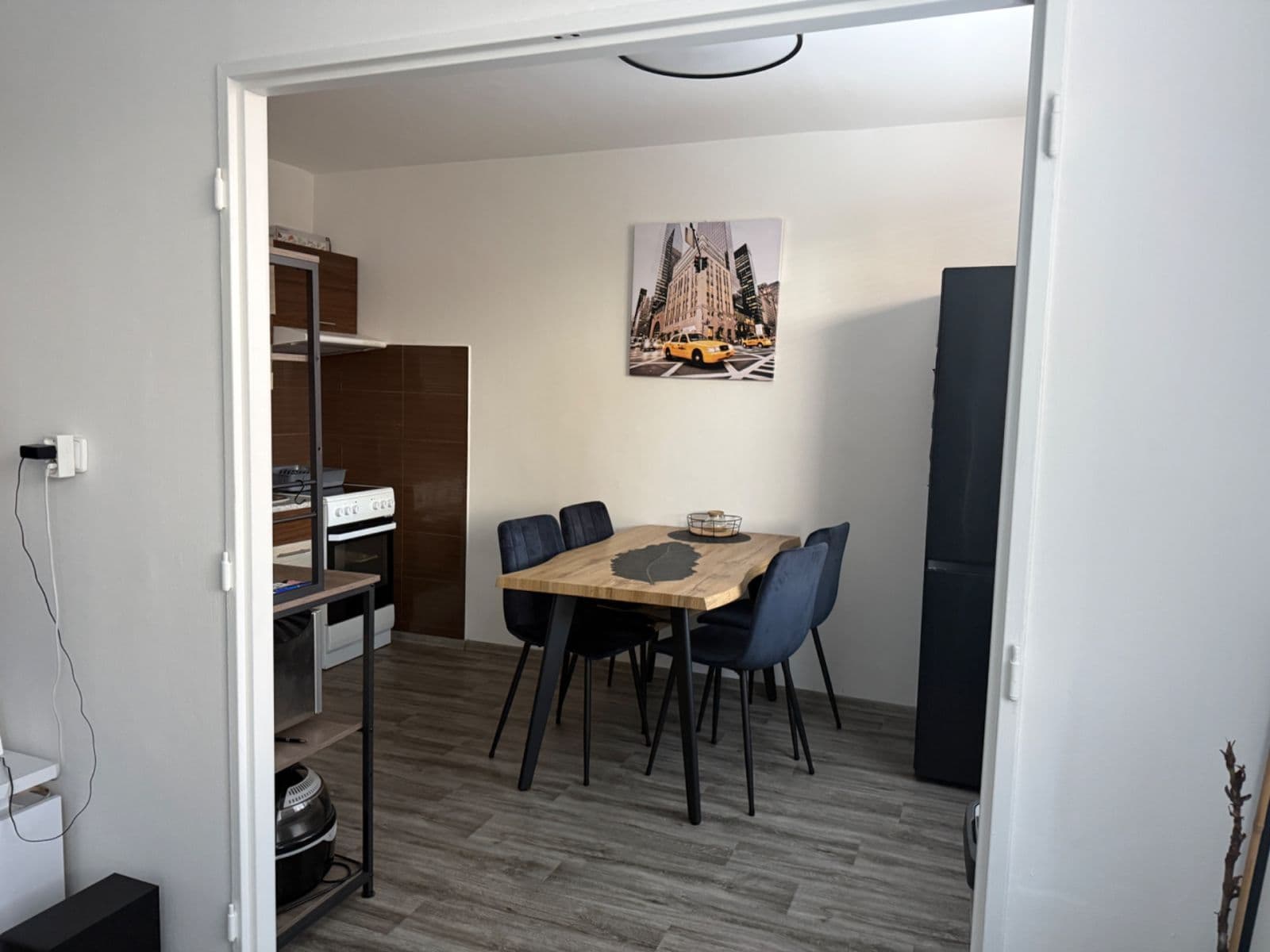 Prenájom bytu 3-izbový 70 m², Alejní, Teplice, Ústecký kraj Prenájom bytu 3-izbový 70 m², Alejní, Teplice, Ústecký kraj