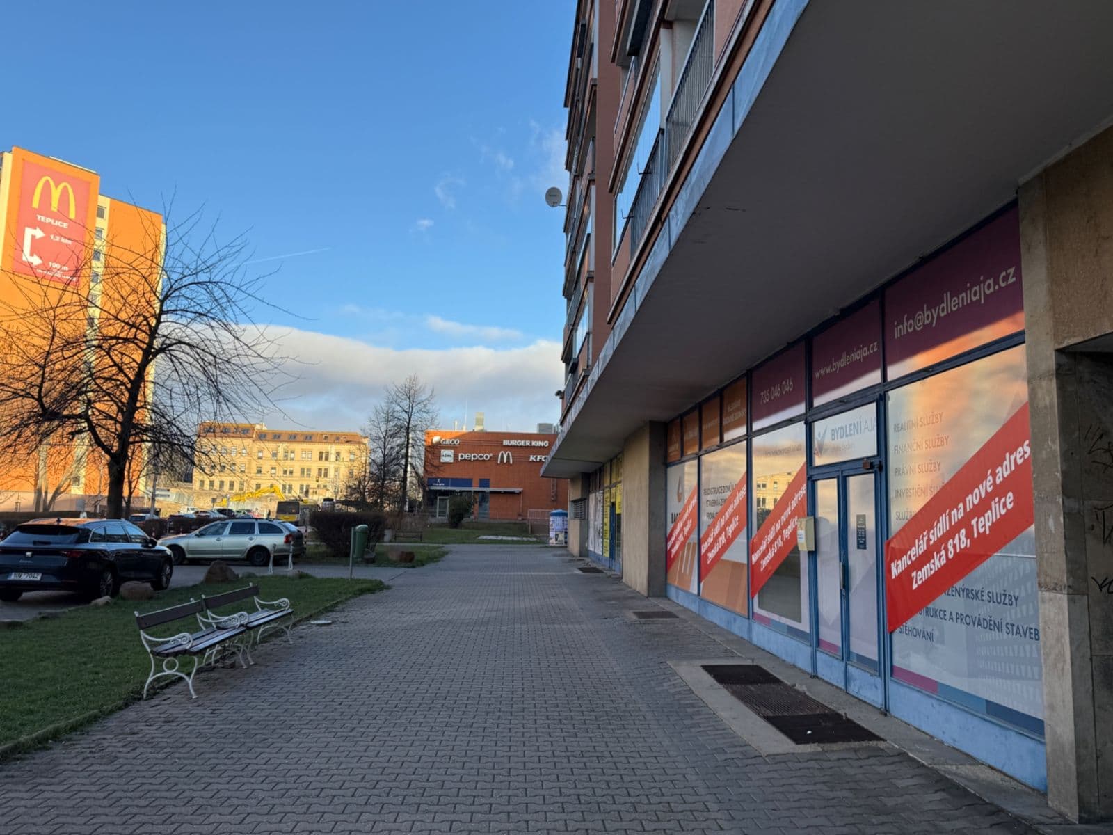 Prenájom bytu 3-izbový 70 m², Alejní, Teplice, Ústecký kraj Prenájom bytu 3-izbový 70 m², Alejní, Teplice, Ústecký kraj