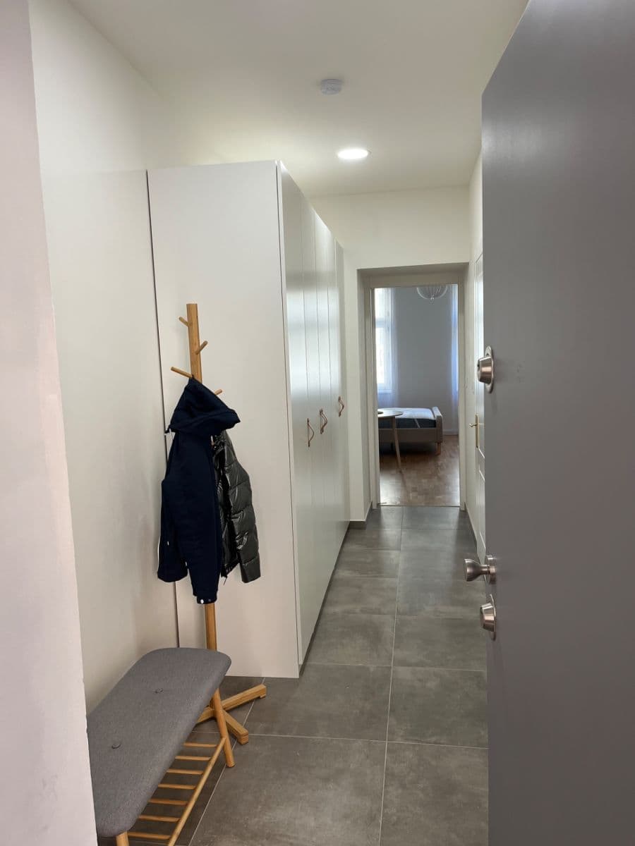 Prenájom bytu 1-izbový 35 m², Vítkova, Praha, Praha Prenájom bytu 1-izbový 35 m², Vítkova, Praha, Praha