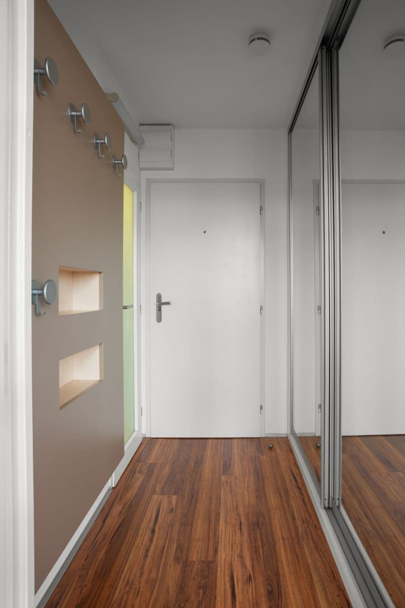 Prenájom bytu 1-izbový 30 m², Molákova, Praha, Praha Prenájom bytu 1-izbový 30 m², Molákova, Praha, Praha