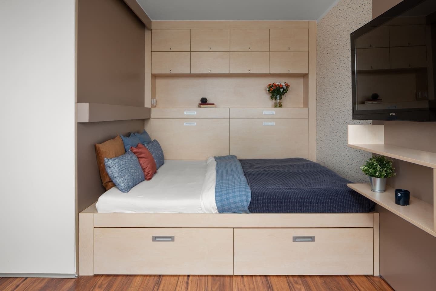 Prenájom bytu 1-izbový 30 m², Molákova, Praha, Praha Prenájom bytu 1-izbový 30 m², Molákova, Praha, Praha