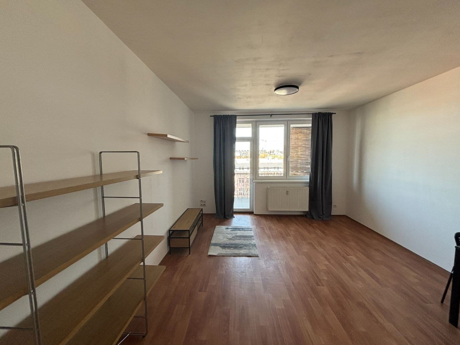 Prenájom bytu 1-izbový 37 m², Podkovářská, Praha, Praha Prenájom bytu 1-izbový 37 m², Podkovářská, Praha, Praha