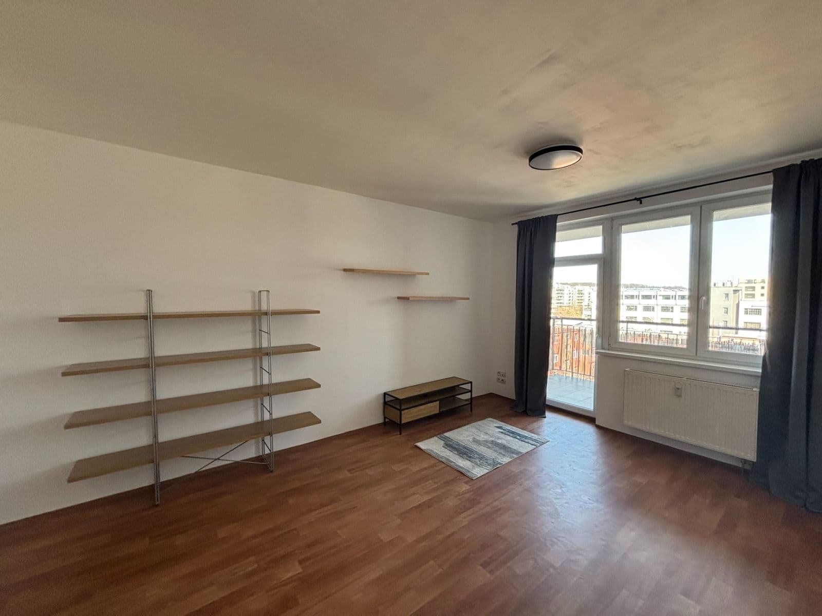 Prenájom bytu 1-izbový 37 m², Podkovářská, Praha, Praha Prenájom bytu 1-izbový 37 m², Podkovářská, Praha, Praha