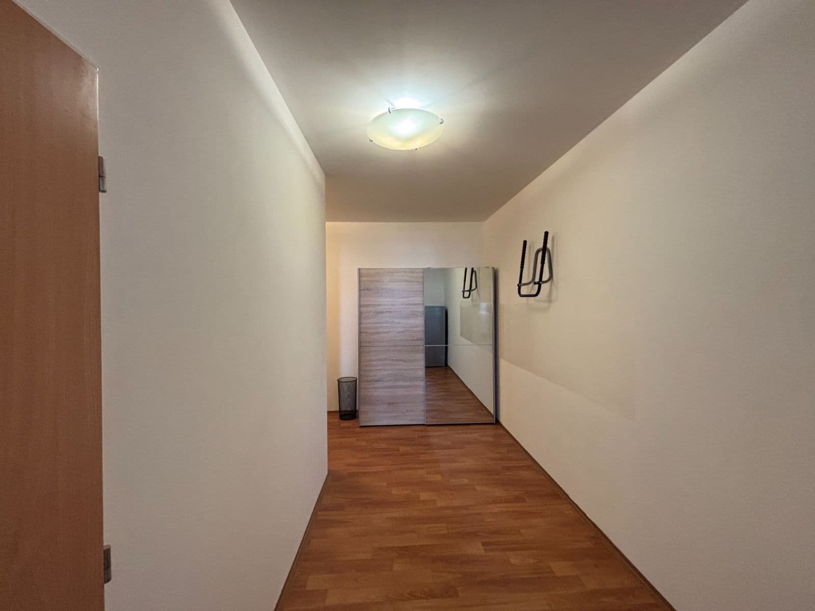 Prenájom bytu 1-izbový 37 m², Podkovářská, Praha, Praha Prenájom bytu 1-izbový 37 m², Podkovářská, Praha, Praha