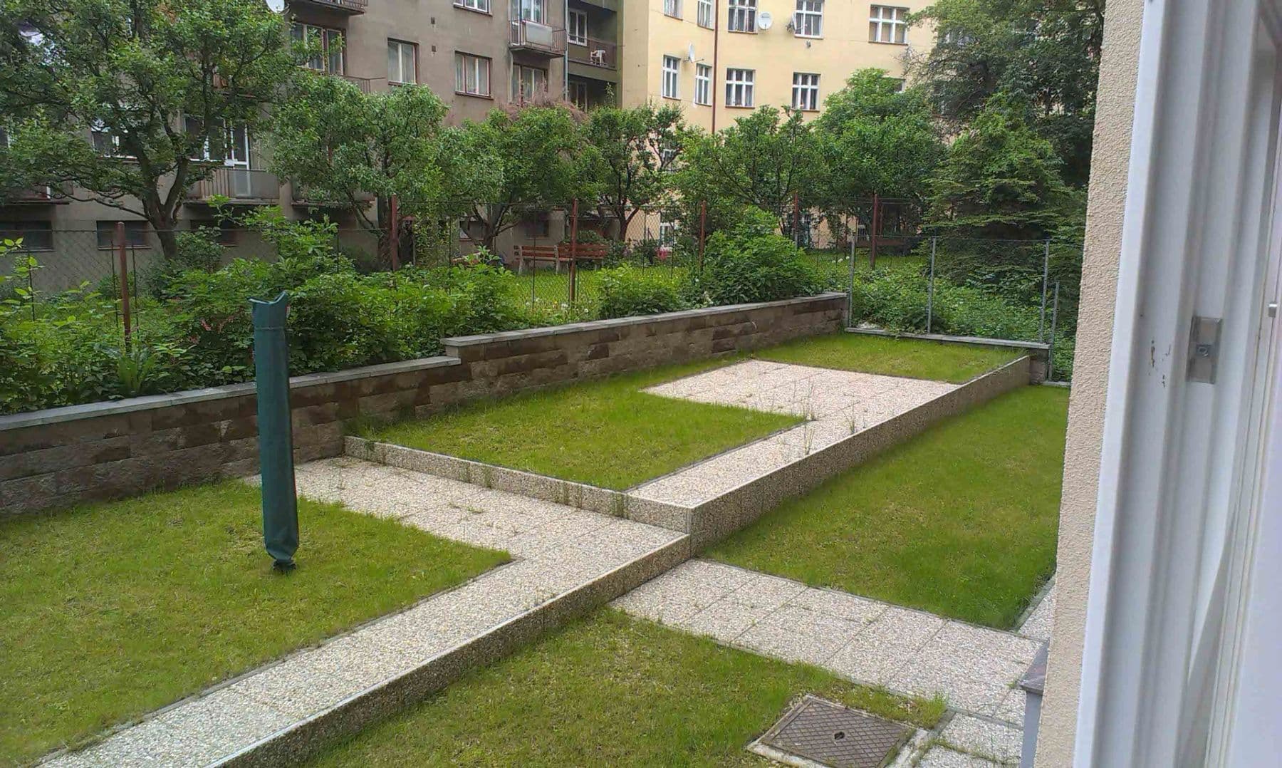Prenájom bytu 2-izbový 43 m², Slávy Horníka, Praha, Praha Prenájom bytu 2-izbový 43 m², Slávy Horníka, Praha, Praha