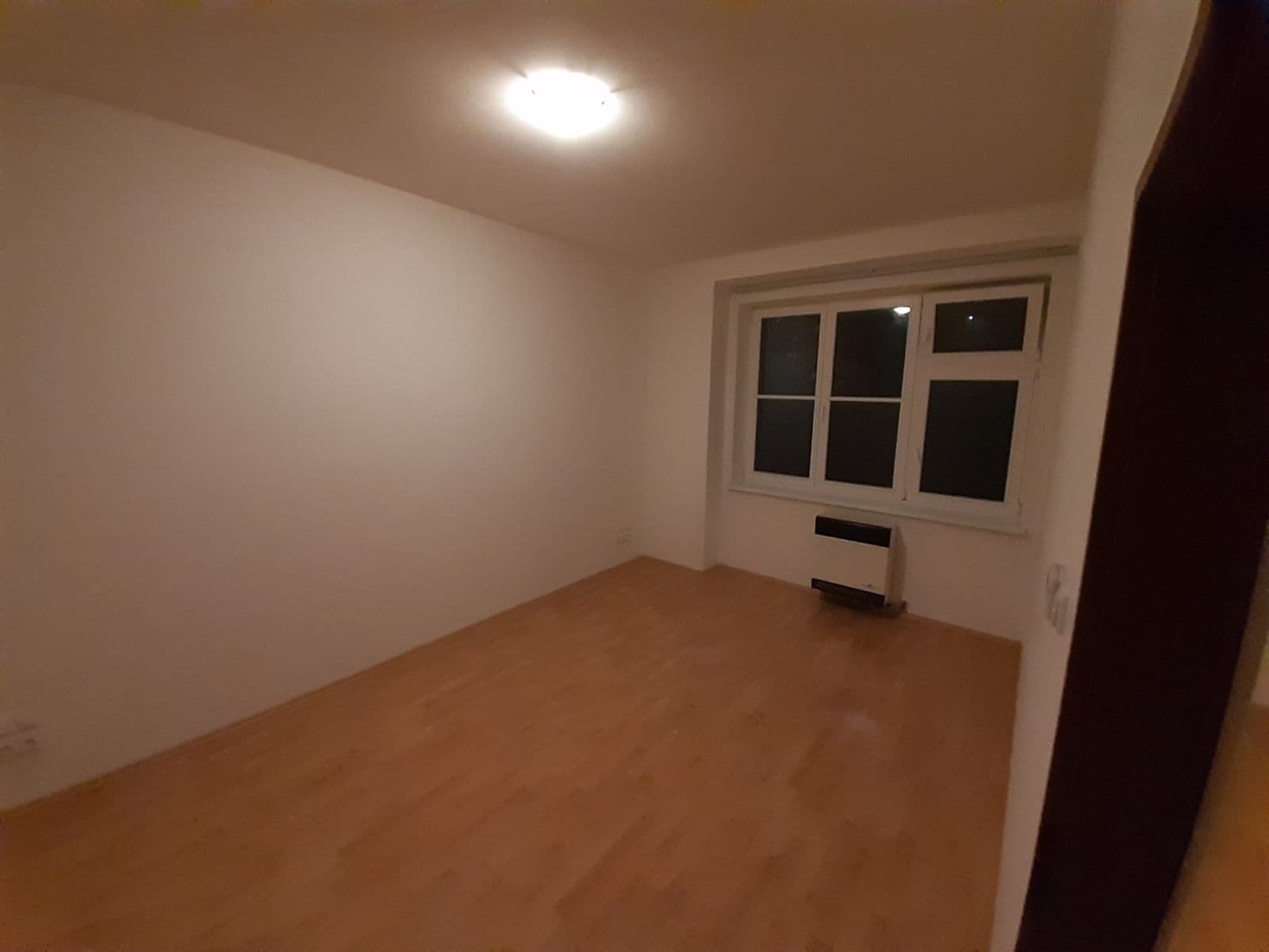 Prenájom bytu 2-izbový 43 m², Slávy Horníka, Praha, Praha Prenájom bytu 2-izbový 43 m², Slávy Horníka, Praha, Praha