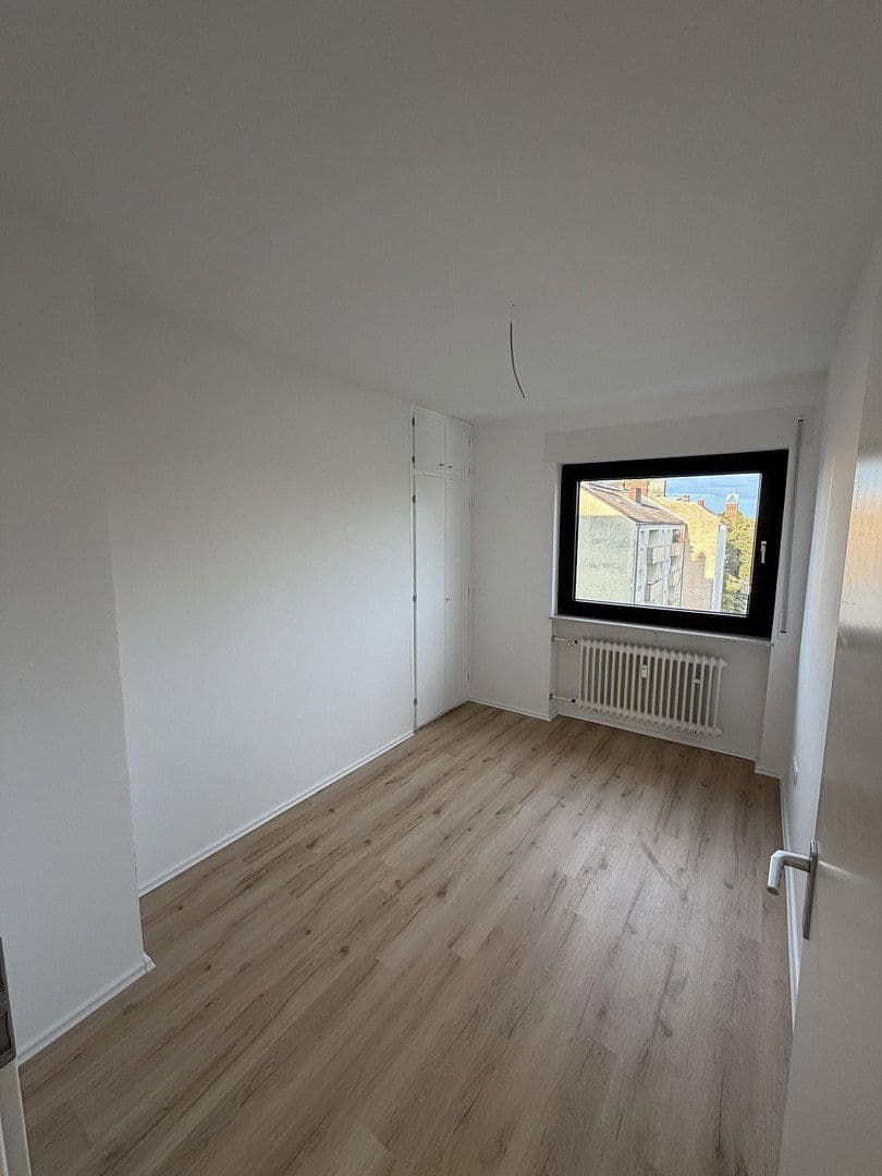 Prenájom bytu 3-izbový 77 m², Akademiestraße 27, Hanau, Hesensko Prenájom bytu 3-izbový 77 m², Akademiestraße 27, Hanau, Hesensko
