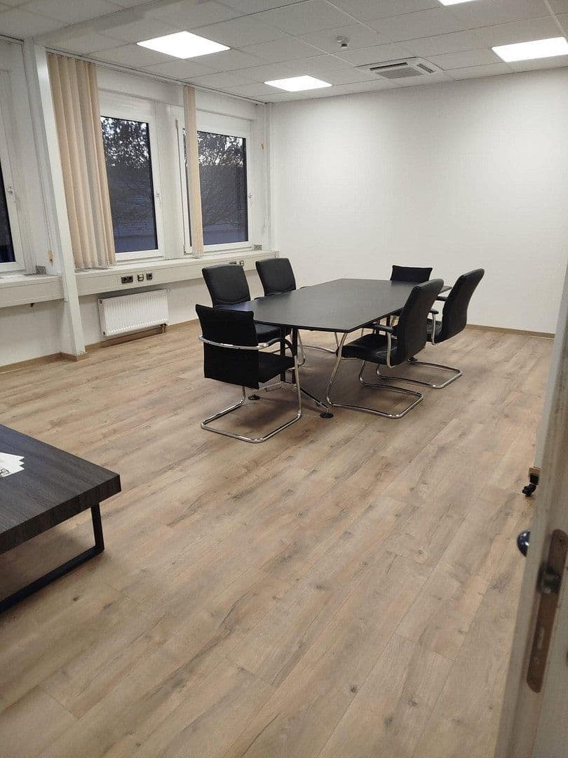 Prenájom kancelárie 400 m², Am Lichtbogen 53, Essen, Severné Porýnie - Westfálsko Prenájom kancelárie 400 m², Am Lichtbogen 53, Essen, Severné Porýnie - Westfálsko