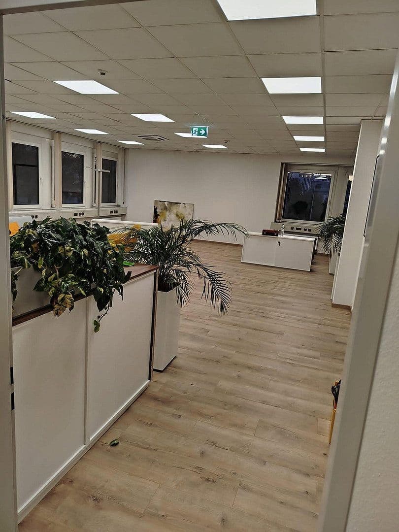 Prenájom kancelárie 400 m², Am Lichtbogen 53, Essen, Severné Porýnie - Westfálsko Prenájom kancelárie 400 m², Am Lichtbogen 53, Essen, Severné Porýnie - Westfálsko