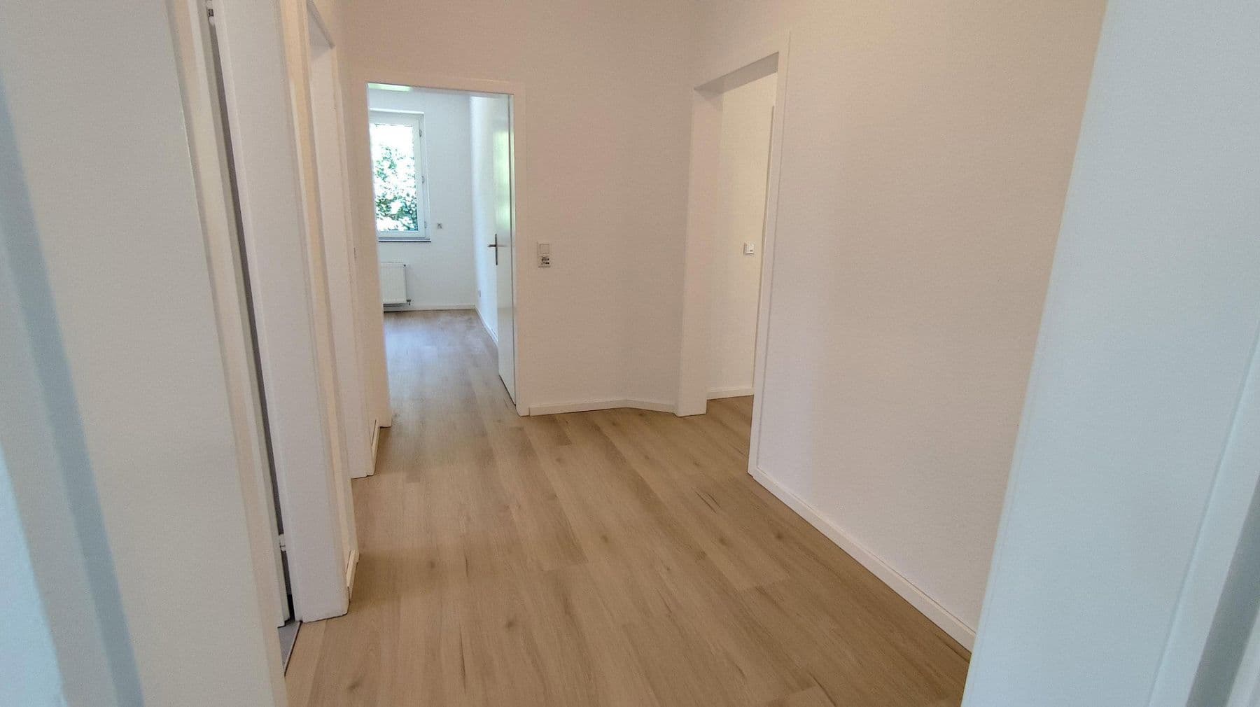 Prenájom bytu 4-izbový 110 m², Holzstrasse 184, Castrop-Rauxel, Severné Porýnie - Westfálsko Prenájom bytu 4-izbový 110 m², Holzstrasse 184, Castrop-Rauxel, Severné Porýnie - Westfálsko