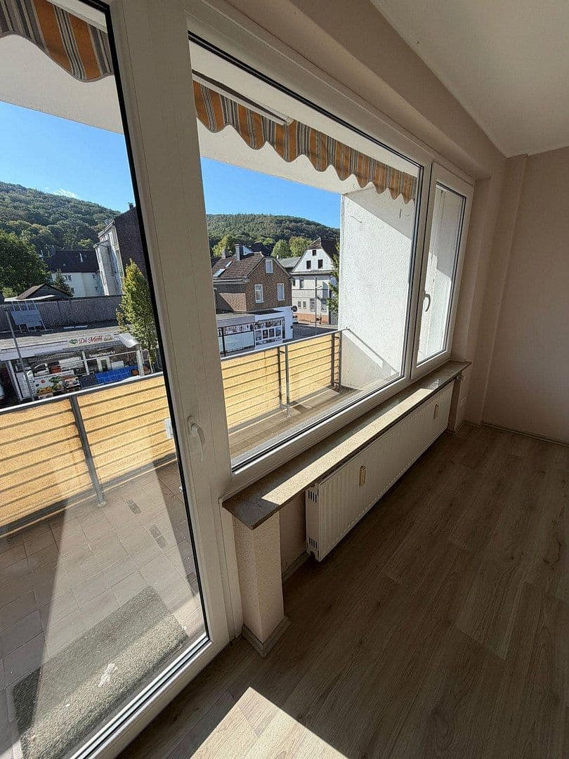 Prenájom bytu 2-izbový 65 m², Hagener Str. 47, Gevelsberg, Severné Porýnie - Westfálsko Prenájom bytu 2-izbový 65 m², Hagener Str. 47, Gevelsberg, Severné Porýnie - Westfálsko