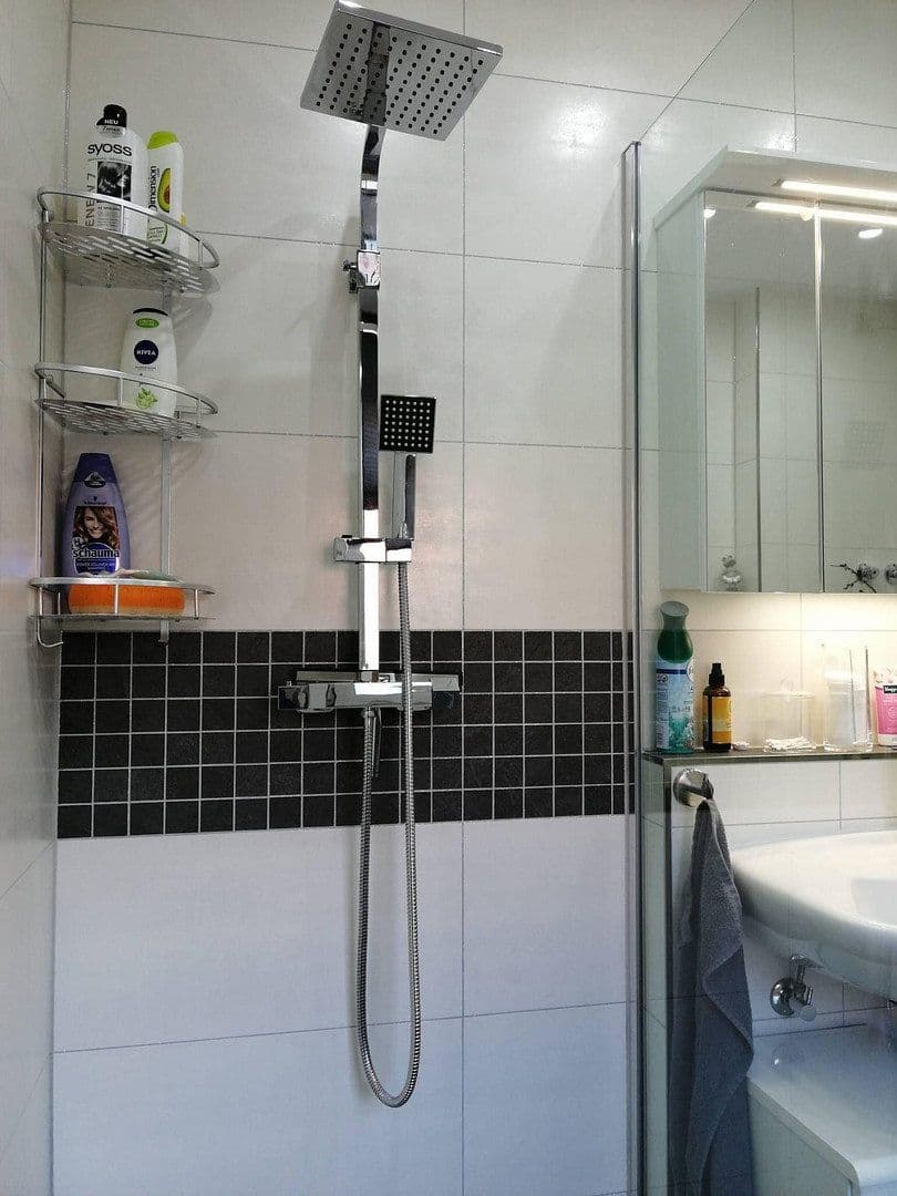Predaj domu 103 m², pozemok 171 m², Etzelstraße 15, Roth, Bavorsko Predaj domu 103 m², pozemok 171 m², Etzelstraße 15, Roth, Bavorsko