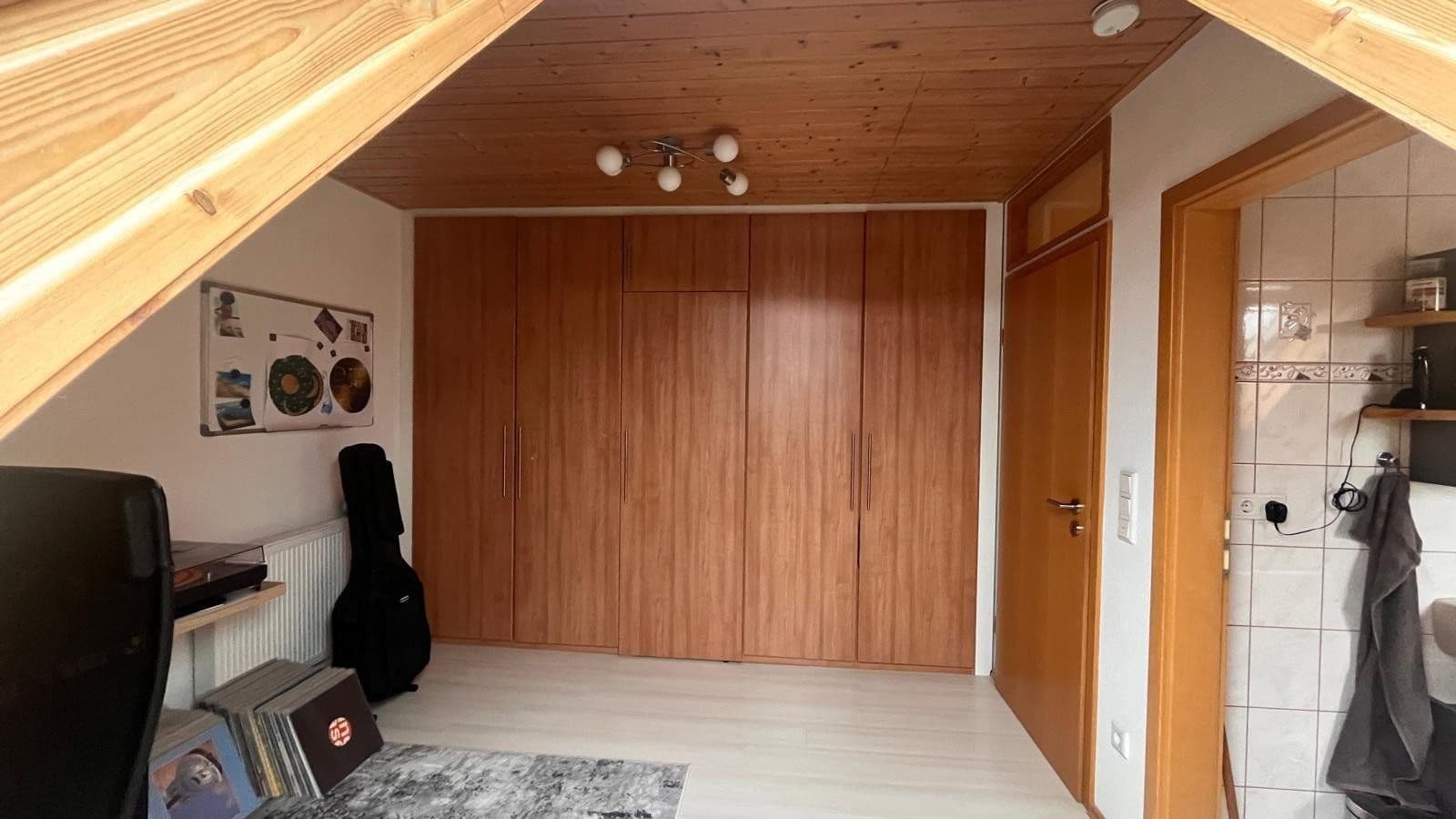Predaj domu 103 m², pozemok 171 m², Etzelstraße 15, Roth, Bavorsko Predaj domu 103 m², pozemok 171 m², Etzelstraße 15, Roth, Bavorsko