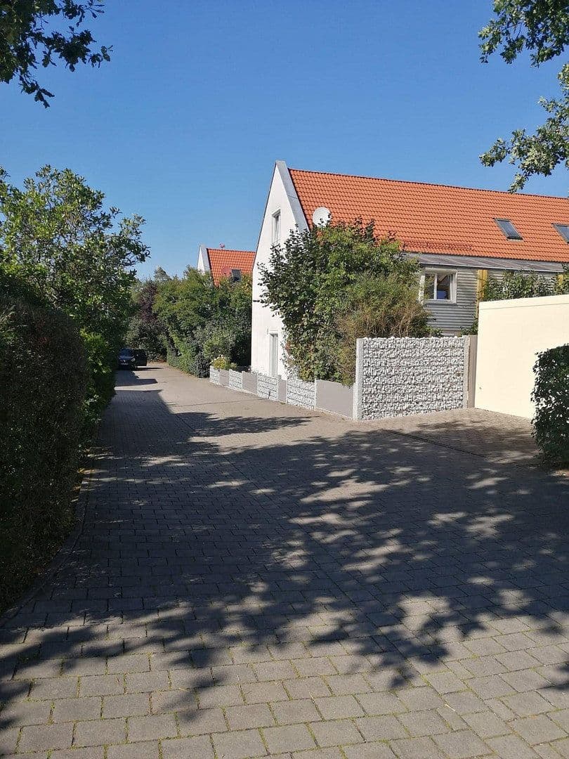 Predaj domu 103 m², pozemok 171 m², Etzelstraße 15, Roth, Bavorsko Predaj domu 103 m², pozemok 171 m², Etzelstraße 15, Roth, Bavorsko