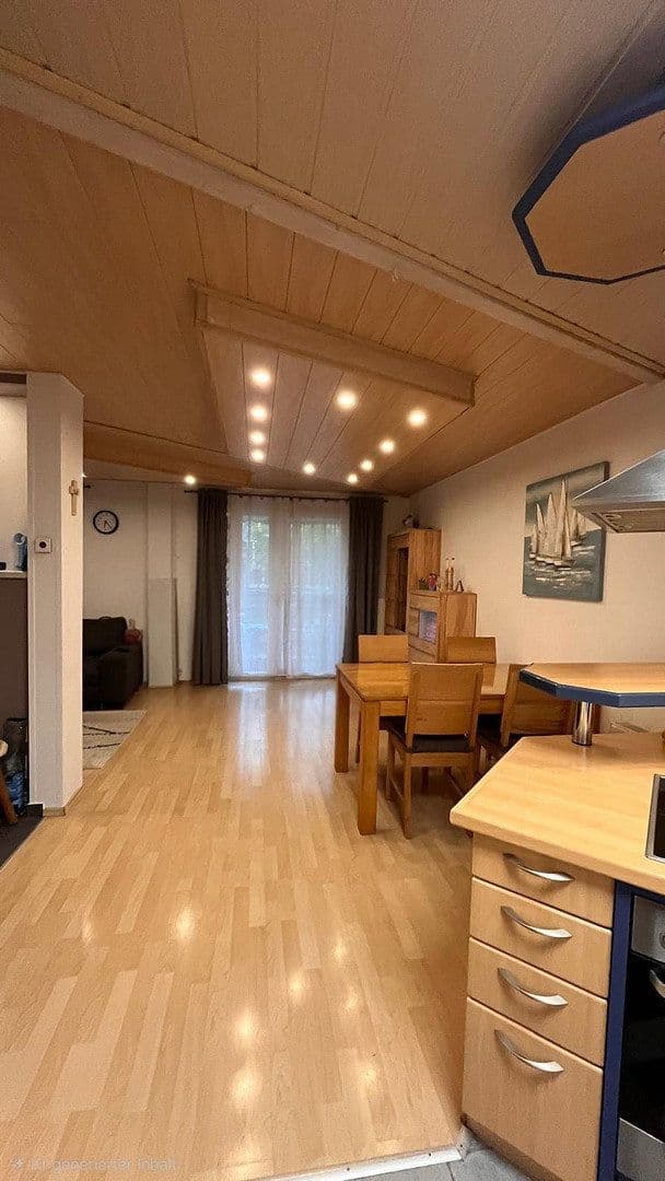 Predaj domu 103 m², pozemok 171 m², Etzelstraße 15, Roth, Bavorsko Predaj domu 103 m², pozemok 171 m², Etzelstraße 15, Roth, Bavorsko