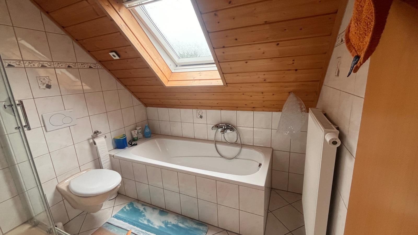 Predaj domu 103 m², pozemok 171 m², Etzelstraße 15, Roth, Bavorsko Predaj domu 103 m², pozemok 171 m², Etzelstraße 15, Roth, Bavorsko