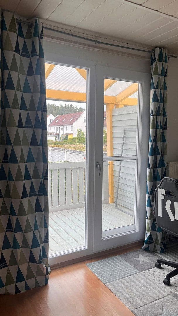 Predaj domu 103 m², pozemok 171 m², Etzelstraße 15, Roth, Bavorsko Predaj domu 103 m², pozemok 171 m², Etzelstraße 15, Roth, Bavorsko
