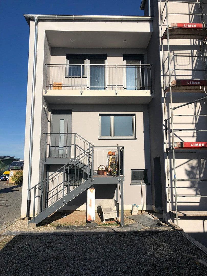 Prenájom kancelárie 100 m², Albert-Einstein-Str. 1, Offenburg, Bádensko-Wurttembersko Prenájom kancelárie 100 m², Albert-Einstein-Str. 1, Offenburg, Bádensko-Wurttembersko