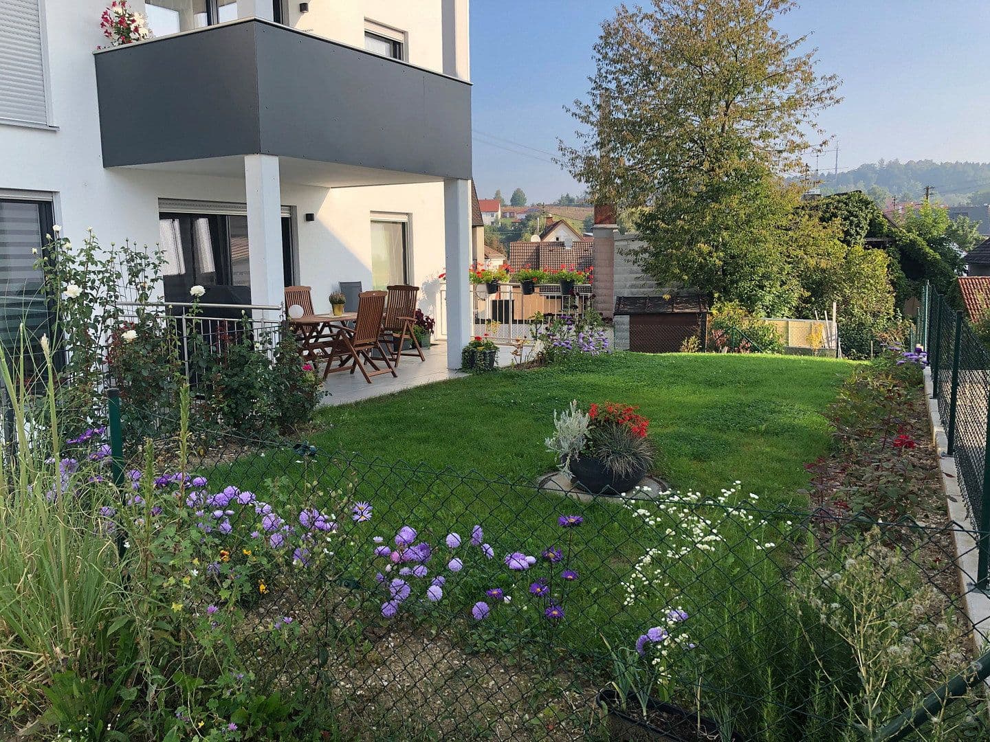 Prenájom bytu 4-izbový 150 m², Hamppstraße 7a, Au in der Hallertau, Bavorsko Prenájom bytu 4-izbový 150 m², Hamppstraße 7a, Au in der Hallertau, Bavorsko