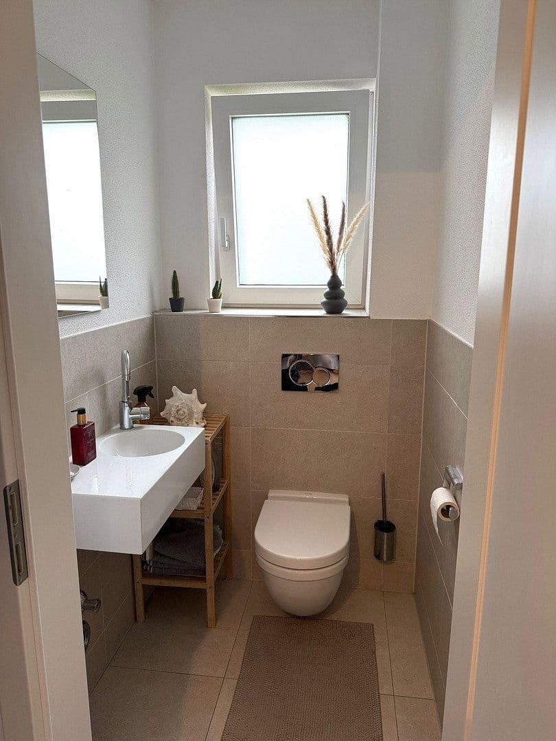 Prenájom bytu 4-izbový 150 m², Hamppstraße 7a, Au in der Hallertau, Bavorsko Prenájom bytu 4-izbový 150 m², Hamppstraße 7a, Au in der Hallertau, Bavorsko