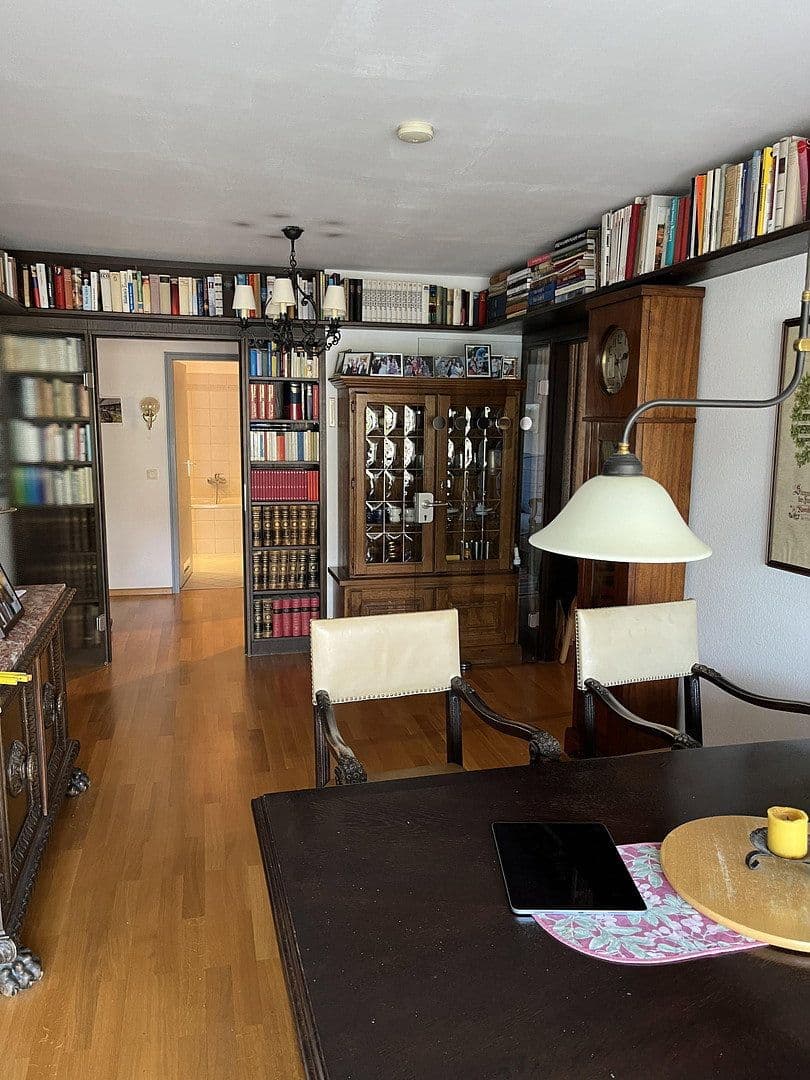 Predaj bytu 4-izbový 148 m², Freiburg, Bádensko-Wurttembersko Predaj bytu 4-izbový 148 m², Freiburg, Bádensko-Wurttembersko