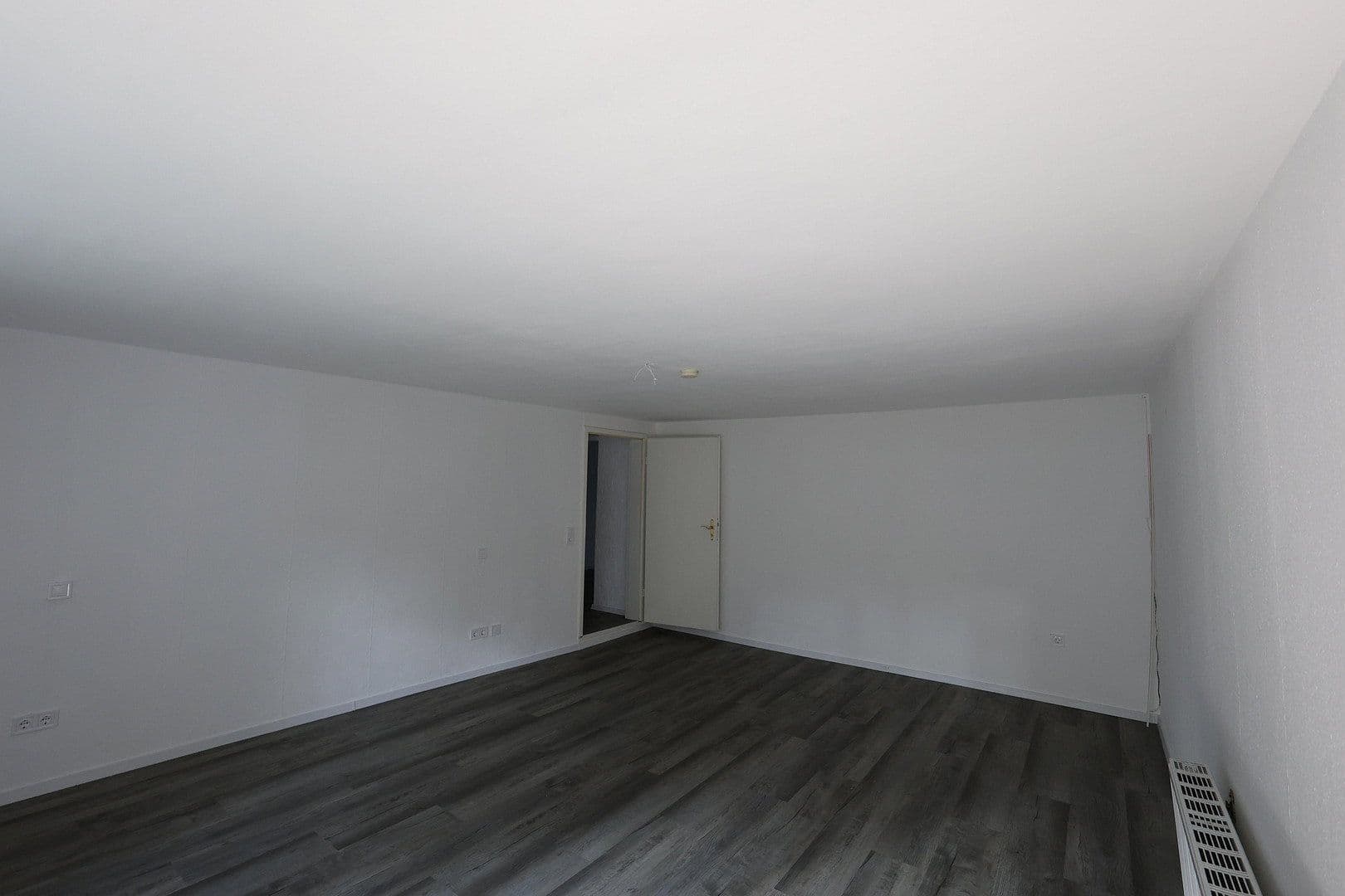 Prenájom bytu 4-izbový 136 m², Niederzier, Severné Porýnie - Westfálsko Prenájom bytu 4-izbový 136 m², Niederzier, Severné Porýnie - Westfálsko