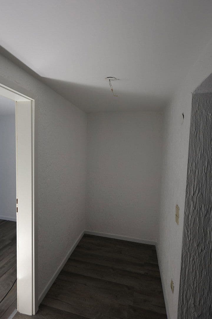 Prenájom bytu 4-izbový 136 m², Niederzier, Severné Porýnie - Westfálsko Prenájom bytu 4-izbový 136 m², Niederzier, Severné Porýnie - Westfálsko