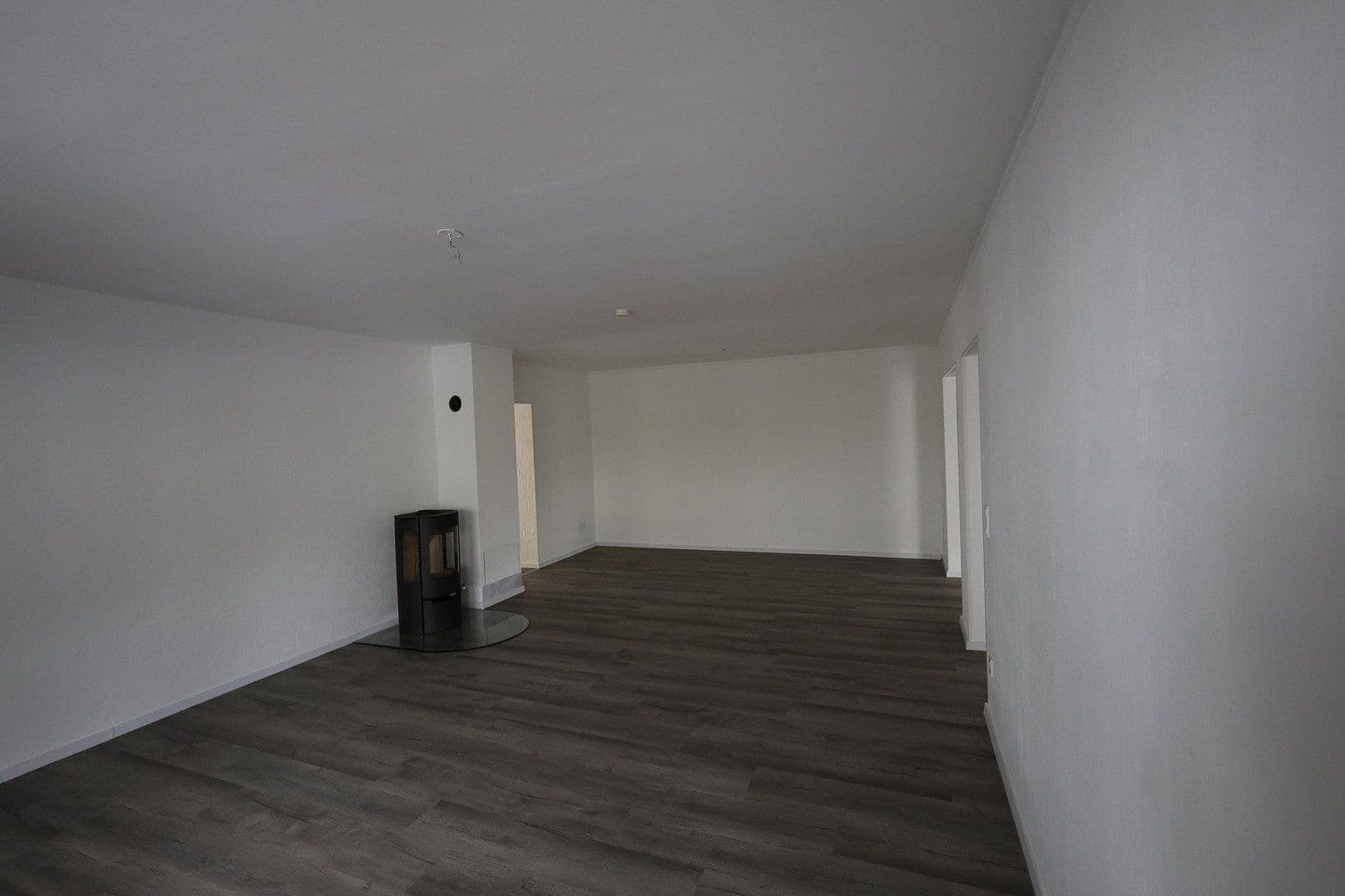Prenájom bytu 4-izbový 136 m², Niederzier, Severné Porýnie - Westfálsko Prenájom bytu 4-izbový 136 m², Niederzier, Severné Porýnie - Westfálsko