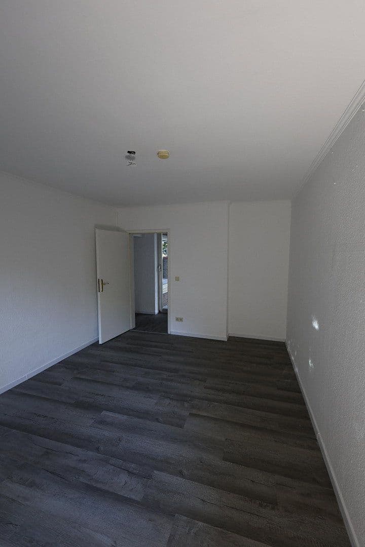 Prenájom bytu 4-izbový 136 m², Niederzier, Severné Porýnie - Westfálsko Prenájom bytu 4-izbový 136 m², Niederzier, Severné Porýnie - Westfálsko