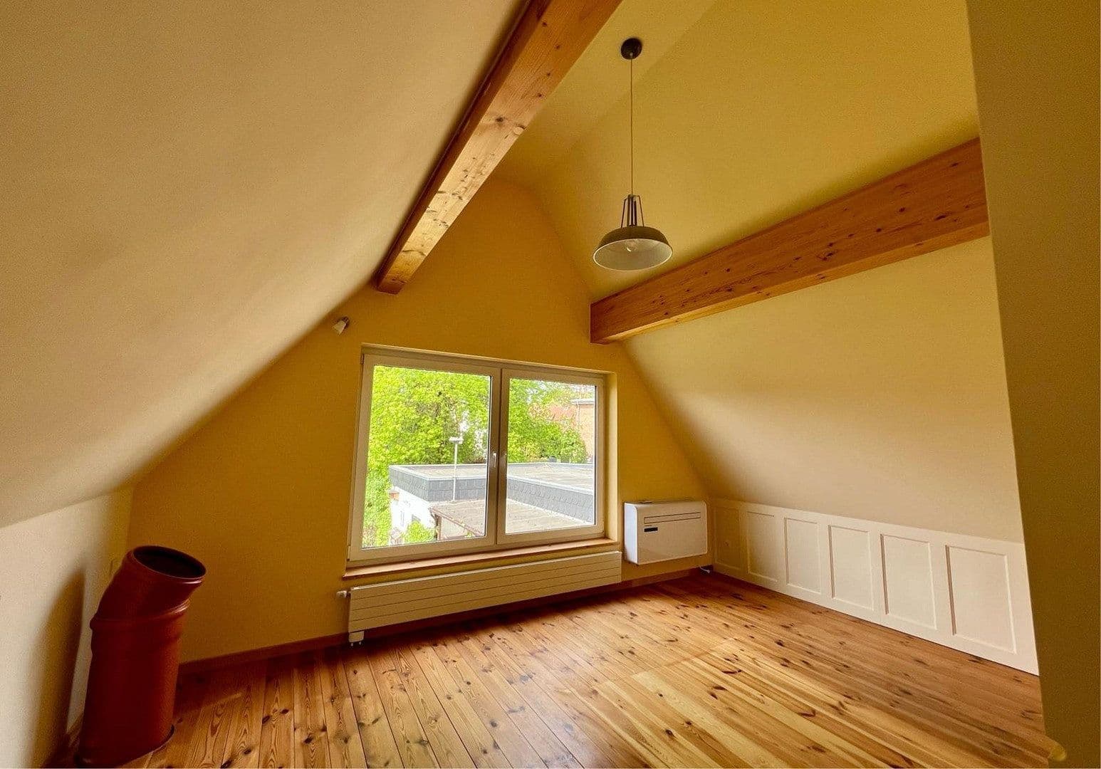 Predaj domu 114 m², pozemok 945 m², Westerweg 2, Gifhorn, Dolné Sasko Predaj domu 114 m², pozemok 945 m², Westerweg 2, Gifhorn, Dolné Sasko