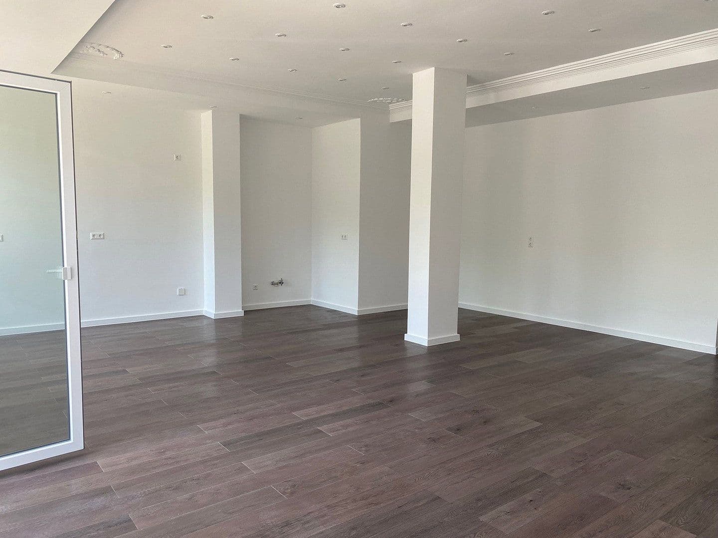 Prenájom bytu 2-izbový 93 m², Fontanestr. 12, Bobenheim-Roxheim, Porýnie-Falcko Prenájom bytu 2-izbový 93 m², Fontanestr. 12, Bobenheim-Roxheim, Porýnie-Falcko