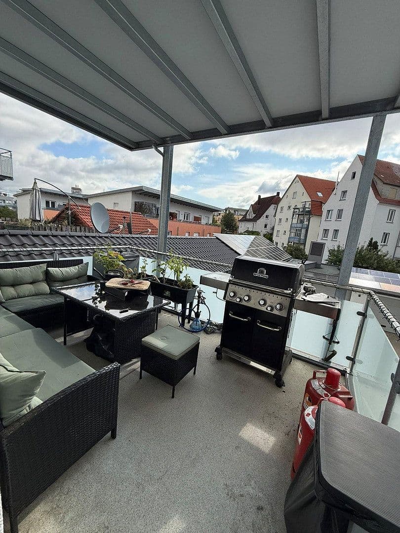 Prenájom bytu 3-izbový 77 m², Elisabethenstr. 4, Ulm, Bádensko-Wurttembersko Prenájom bytu 3-izbový 77 m², Elisabethenstr. 4, Ulm, Bádensko-Wurttembersko