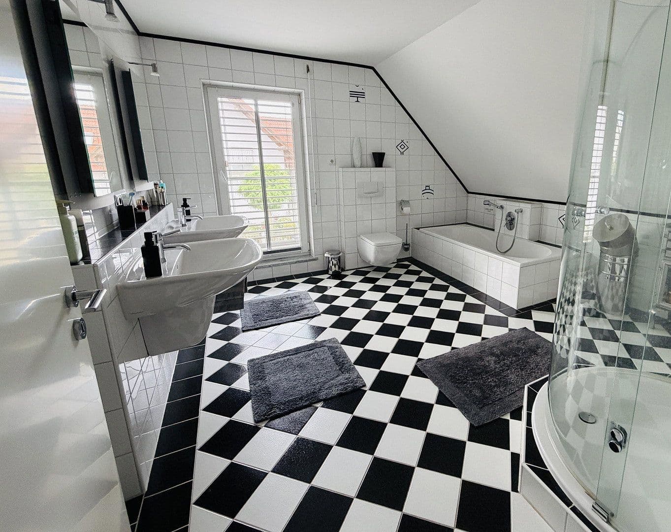 Predaj domu 220 m², pozemok 723 m², Neustadt an der Donau, Bavorsko Predaj domu 220 m², pozemok 723 m², Neustadt an der Donau, Bavorsko