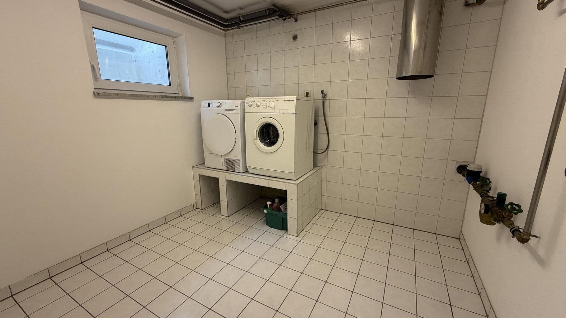 Predaj domu 220 m², pozemok 723 m², Neustadt an der Donau, Bavorsko Predaj domu 220 m², pozemok 723 m², Neustadt an der Donau, Bavorsko