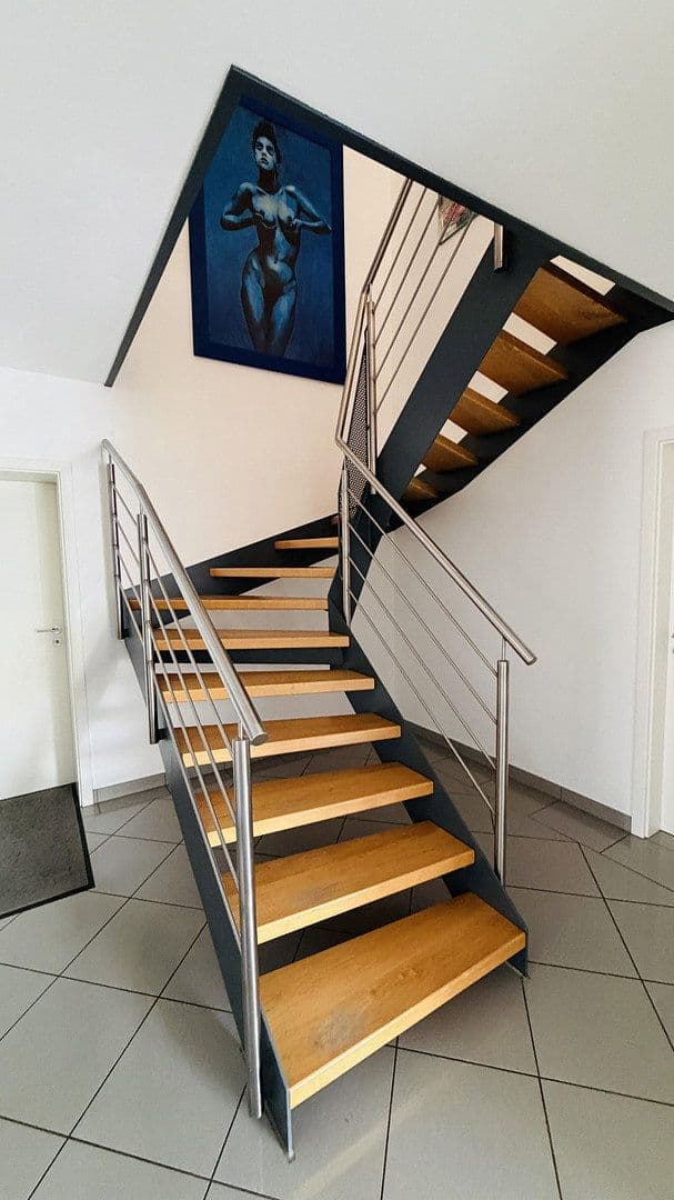 Predaj domu 220 m², pozemok 723 m², Neustadt an der Donau, Bavorsko Predaj domu 220 m², pozemok 723 m², Neustadt an der Donau, Bavorsko
