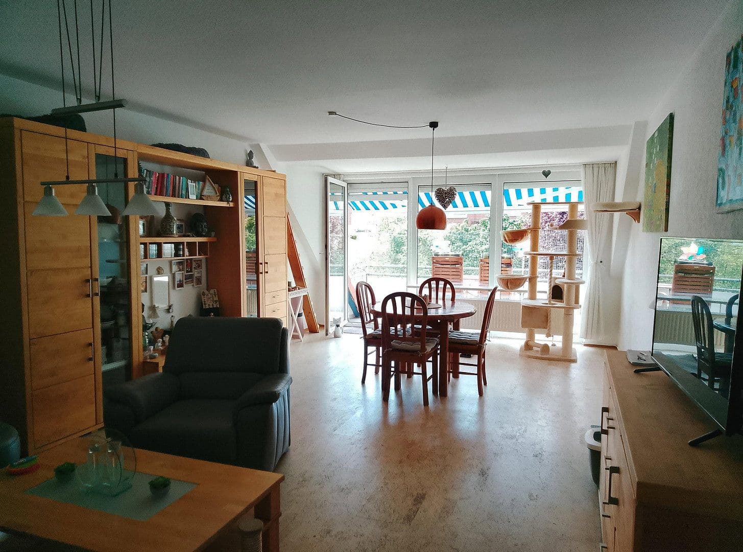 Predaj bytu 3-izbový 78 m², Springe, Dolné Sasko Predaj bytu 3-izbový 78 m², Springe, Dolné Sasko
