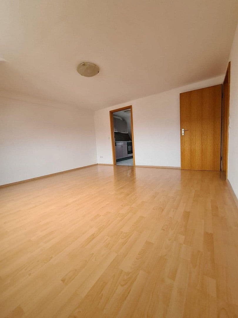 Predaj bytu 3-izbový 65 m², Brühlstraße 13/2, Mögglingen, Bádensko-Wurttembersko Predaj bytu 3-izbový 65 m², Brühlstraße 13/2, Mögglingen, Bádensko-Wurttembersko