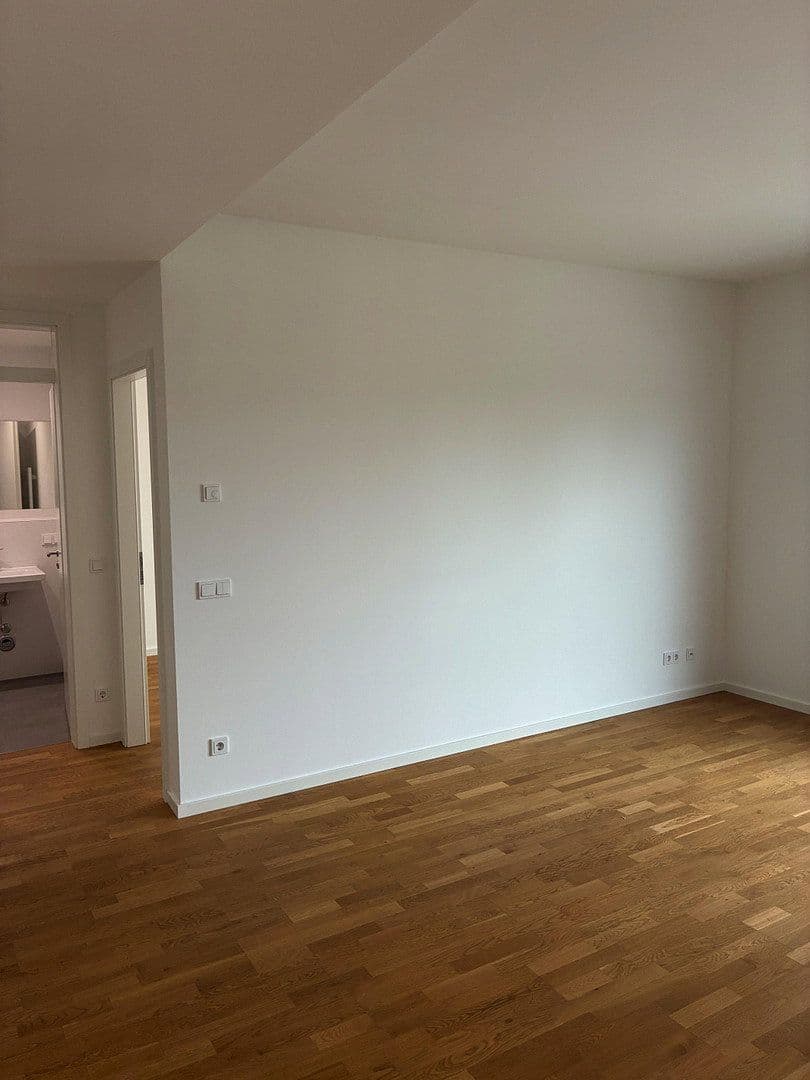 Prenájom bytu 2-izbový 40 m², Berlin, Berlín Prenájom bytu 2-izbový 40 m², Berlin, Berlín