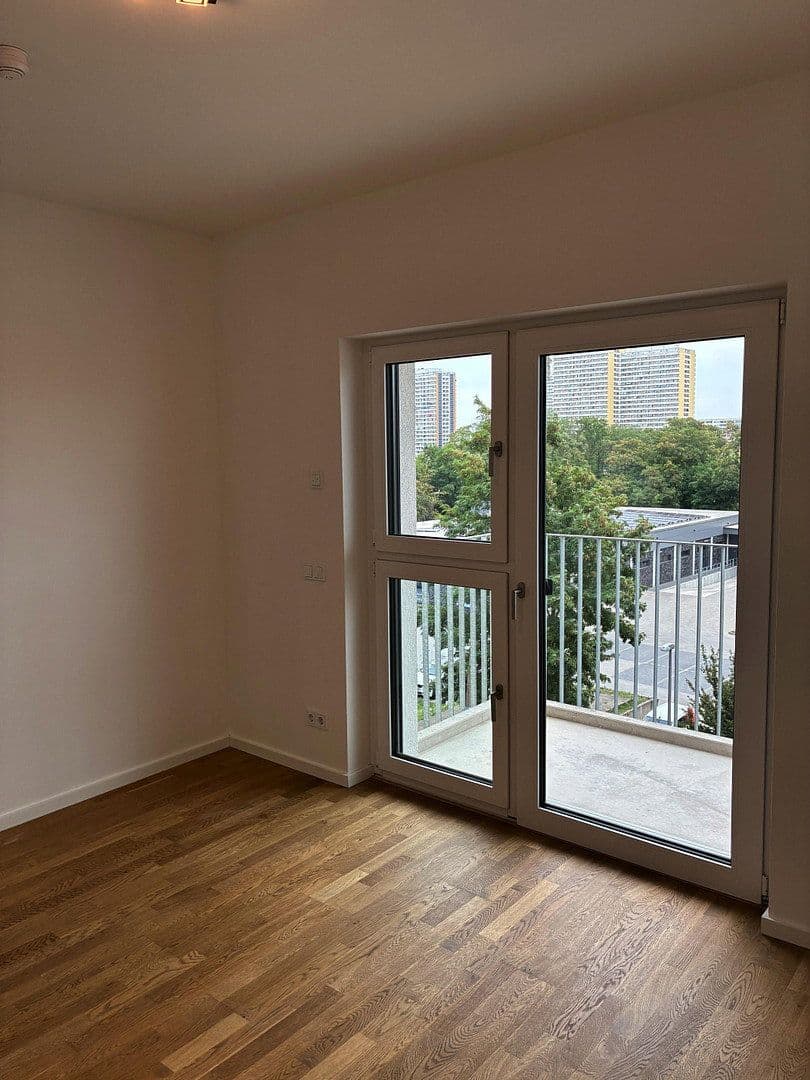 Prenájom bytu 1-izbový 25 m², Berlin, Berlín Prenájom bytu 1-izbový 25 m², Berlin, Berlín