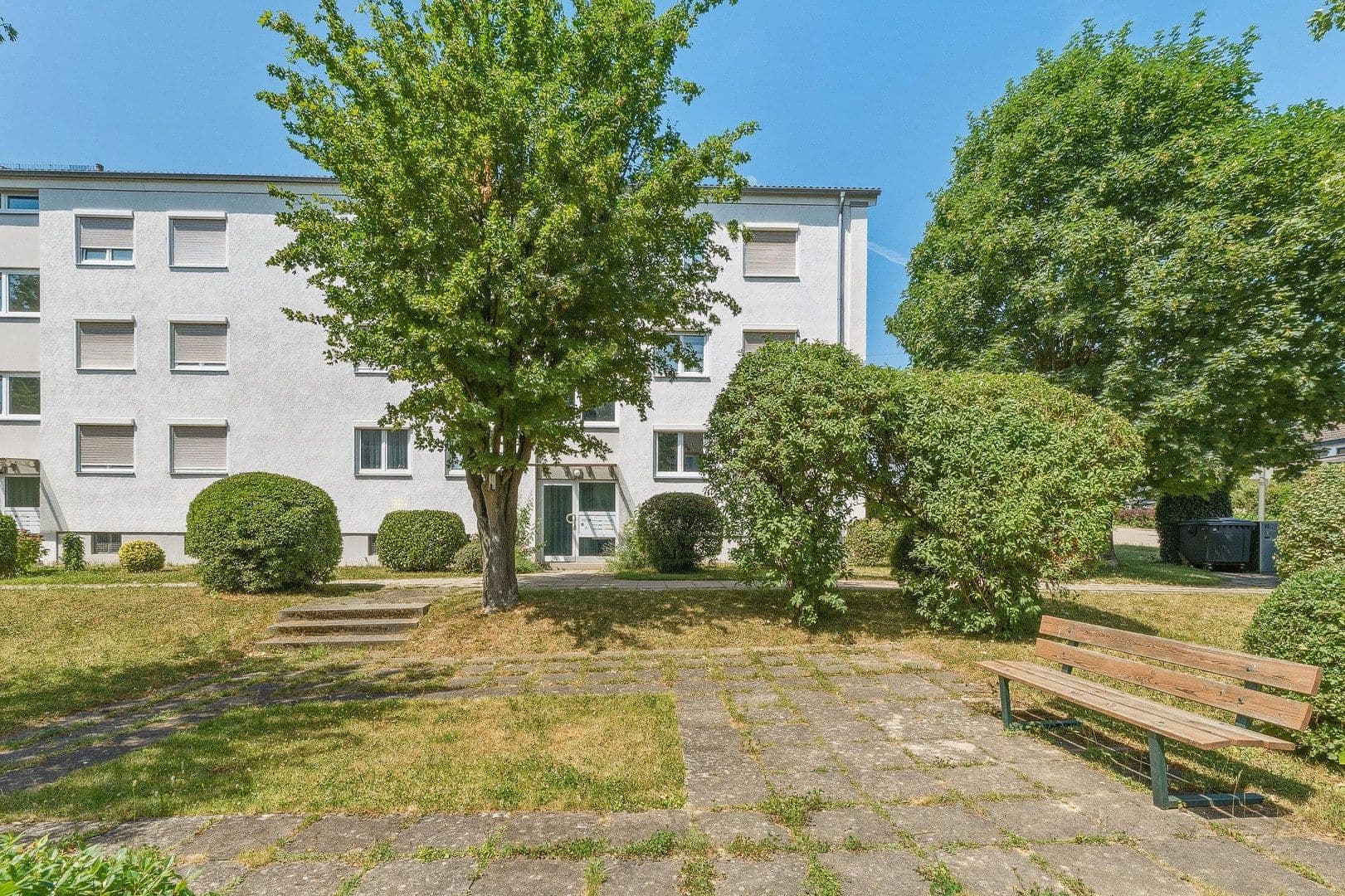 Predaj bytu 3-izbový 85 m², Leonberg, Bádensko-Wurttembersko Predaj bytu 3-izbový 85 m², Leonberg, Bádensko-Wurttembersko