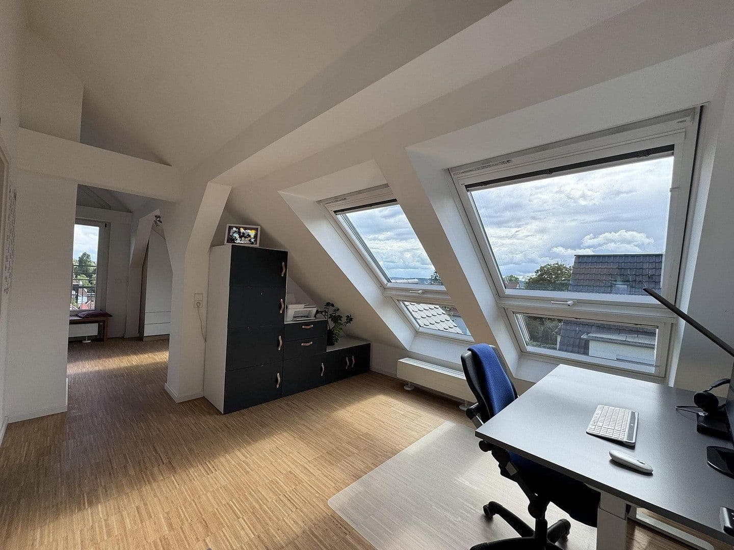 Predaj bytu 3-izbový 93 m², Stuttgart, Bádensko-Wurttembersko Predaj bytu 3-izbový 93 m², Stuttgart, Bádensko-Wurttembersko