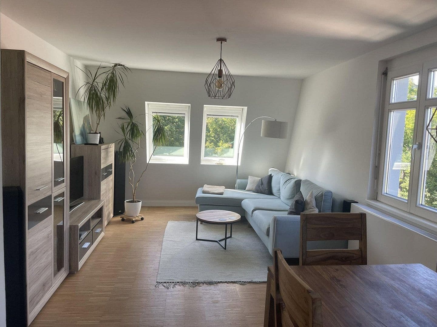 Predaj bytu 3-izbový 93 m², Stuttgart, Bádensko-Wurttembersko Predaj bytu 3-izbový 93 m², Stuttgart, Bádensko-Wurttembersko