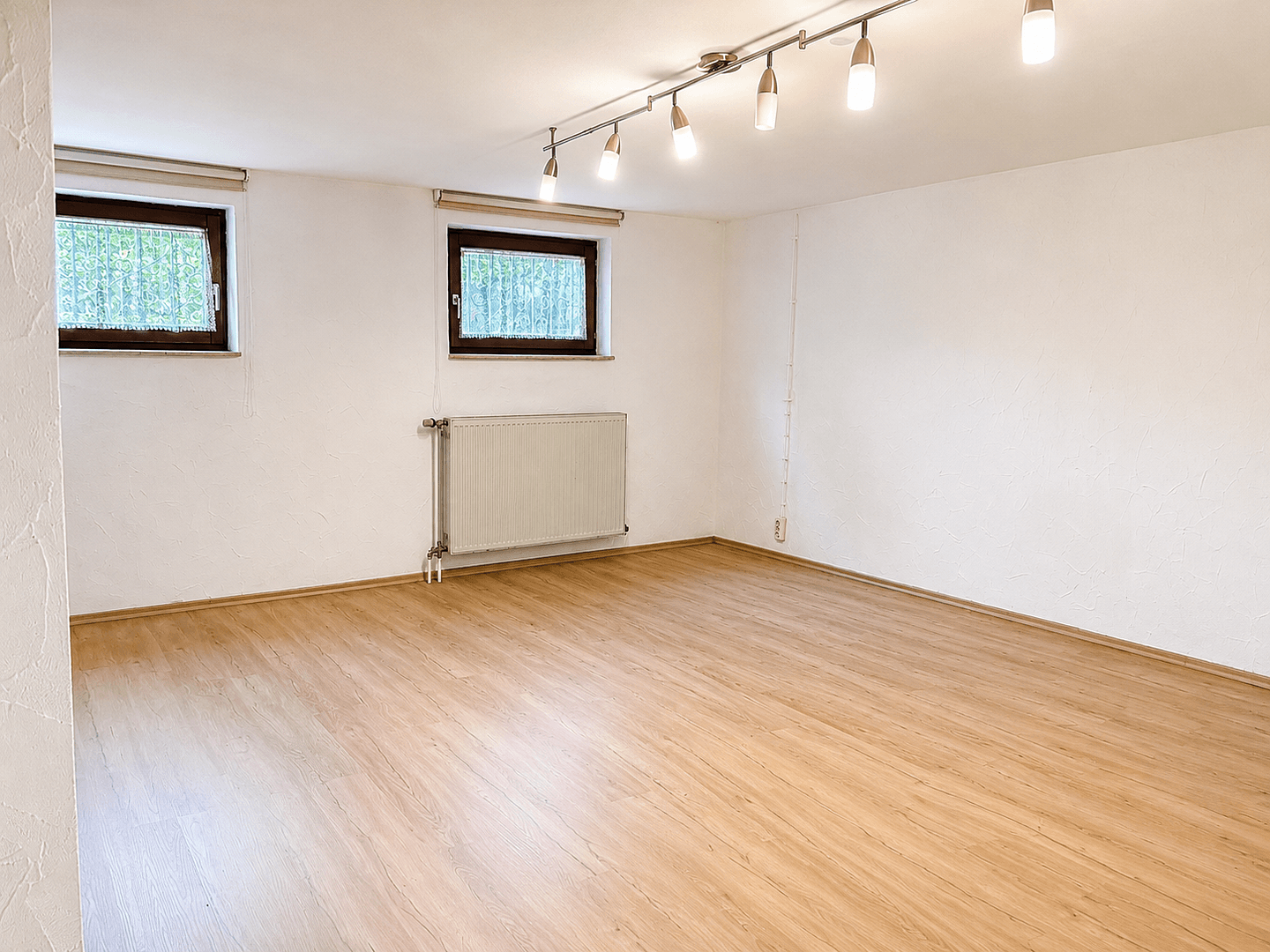 Predaj domu 207 m², pozemok 700 m², Staufenstraße 3, Vellberg, Bádensko-Wurttembersko Predaj domu 207 m², pozemok 700 m², Staufenstraße 3, Vellberg, Bádensko-Wurttembersko