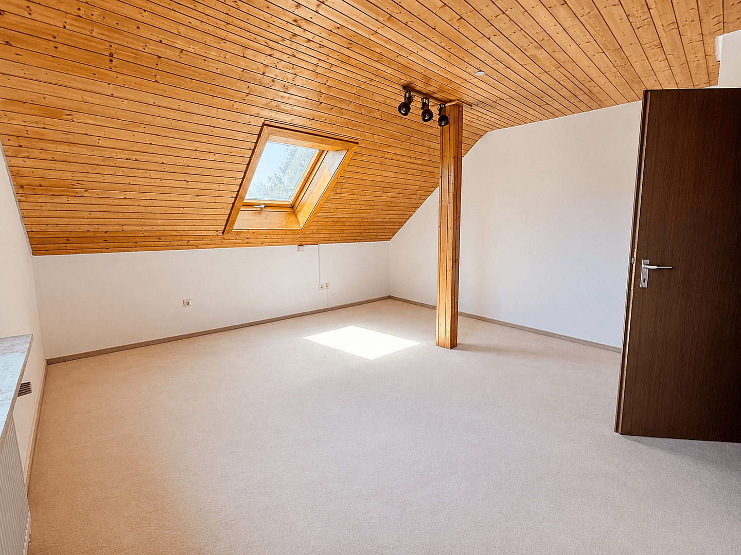 Predaj domu 207 m², pozemok 700 m², Staufenstraße 3, Vellberg, Bádensko-Wurttembersko Predaj domu 207 m², pozemok 700 m², Staufenstraße 3, Vellberg, Bádensko-Wurttembersko
