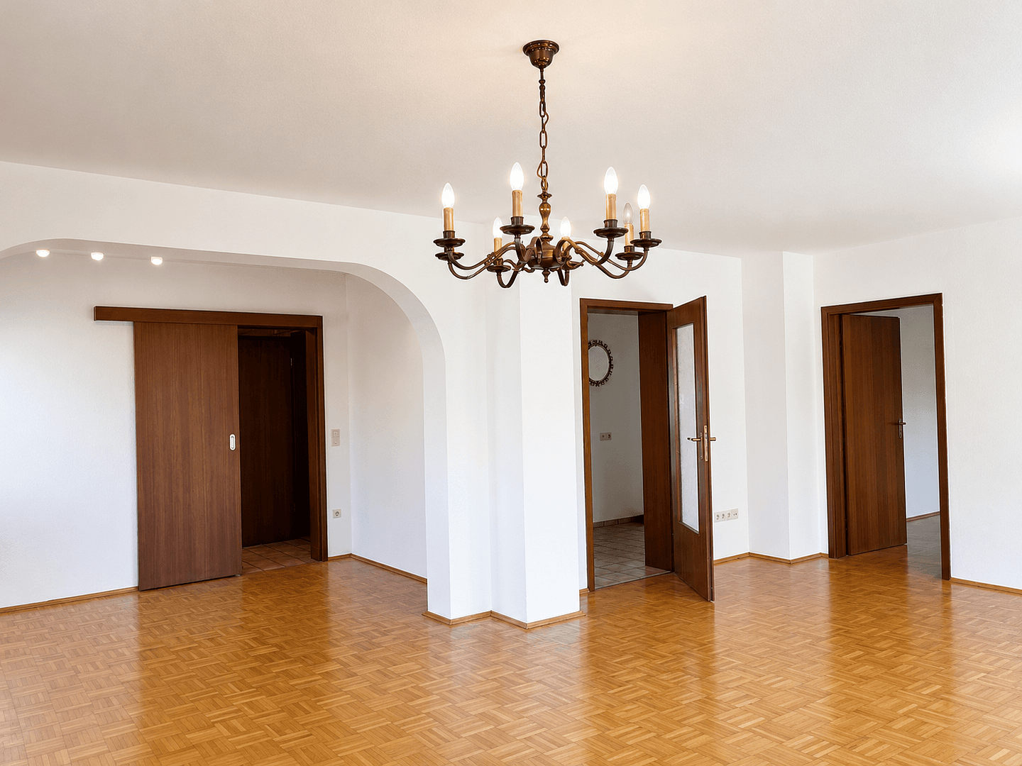 Predaj domu 207 m², pozemok 700 m², Staufenstraße 3, Vellberg, Bádensko-Wurttembersko Predaj domu 207 m², pozemok 700 m², Staufenstraße 3, Vellberg, Bádensko-Wurttembersko