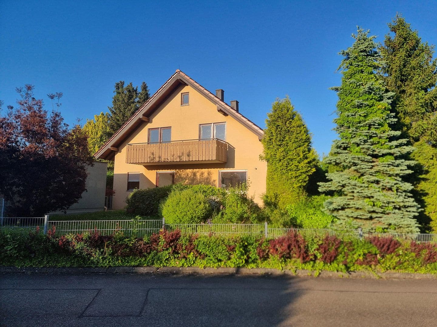 Predaj domu 207 m², pozemok 700 m², Staufenstraße 3, Vellberg, Bádensko-Wurttembersko Predaj domu 207 m², pozemok 700 m², Staufenstraße 3, Vellberg, Bádensko-Wurttembersko